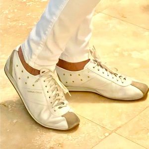 YSL Saint Laurent womens leather, sz 41, US 10 great condition. Clean,Like new.